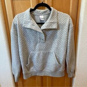 Stars Above Women’s Quilted Collared Pullover Sweatshirt XS Gray Cozy Lounge Top